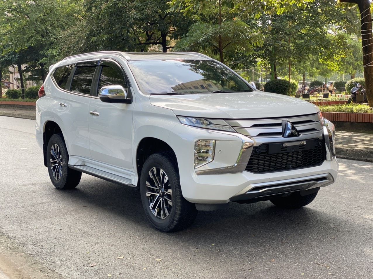 Mitsubishi Pajero Sport 2021 - Nhập khẩu nguyên chiếc giá 1 tỷ 060tr