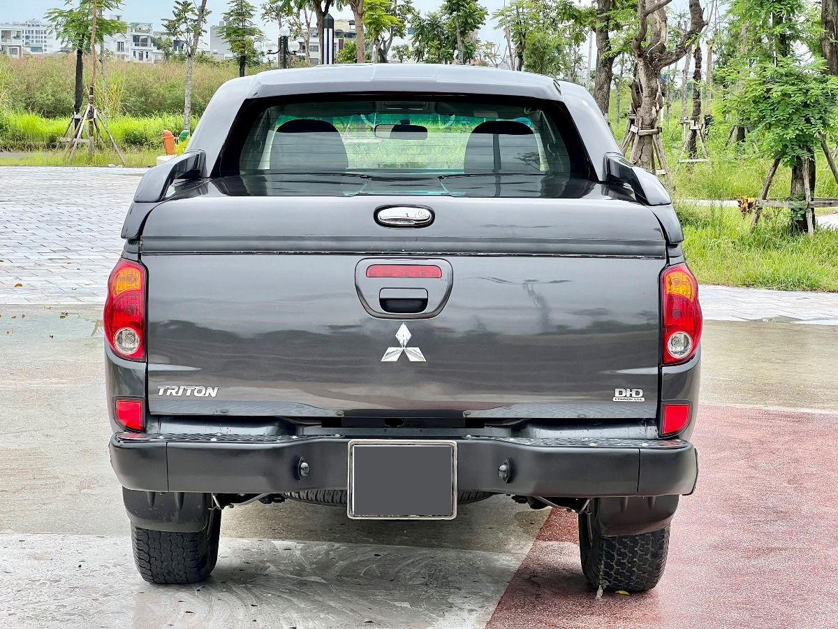 Mitsubishi Triton 2011 - Biển Hà Nội, xe nhập Thái Lan