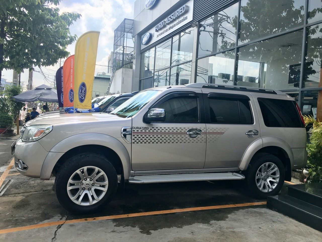 Ford Everest 2014 - Số tự động, chính hãng bán & bảo hành