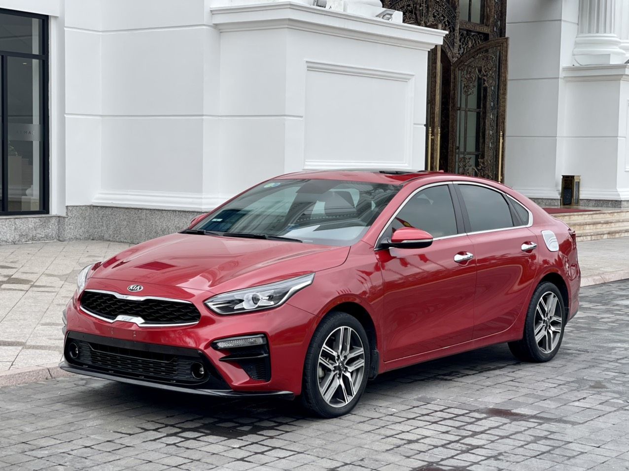 Kia Cerato 2018 - Bán xe màu đỏ