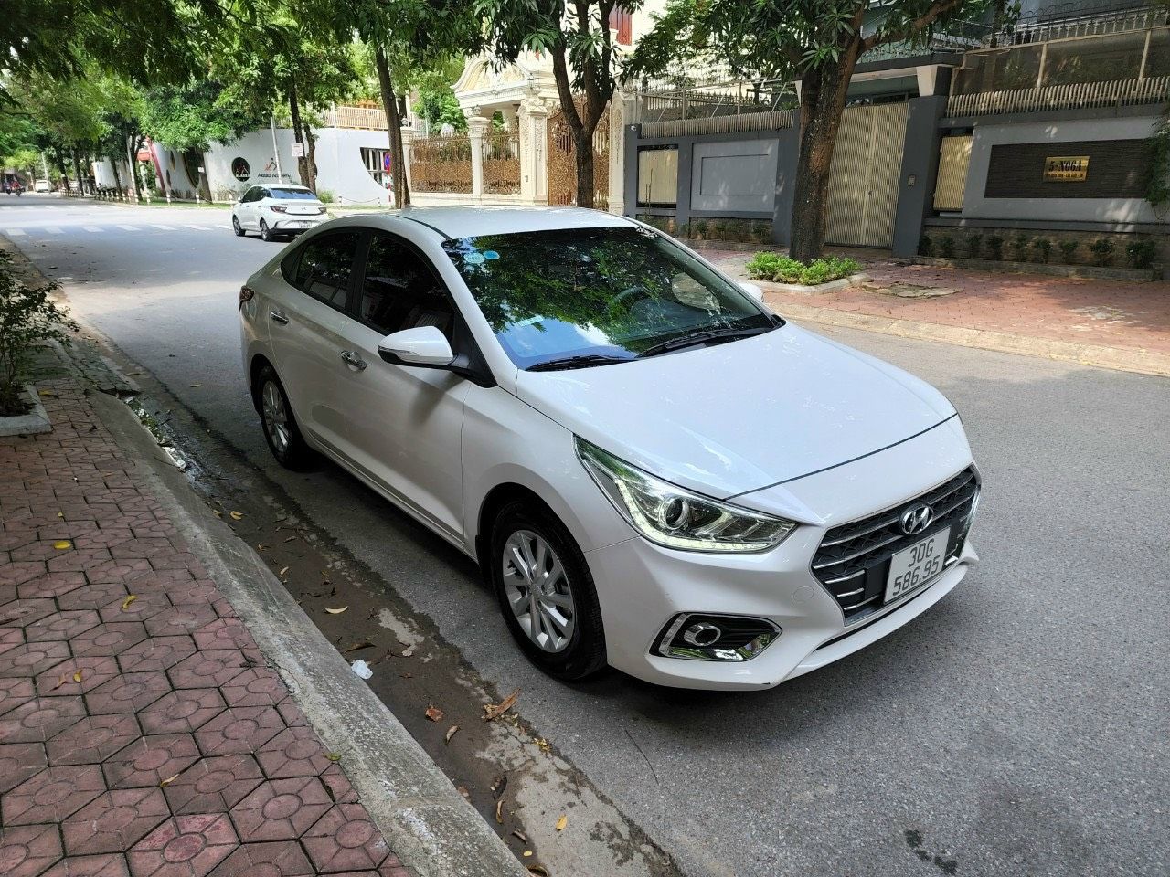 Hyundai Accent 2020 - Màu trắng