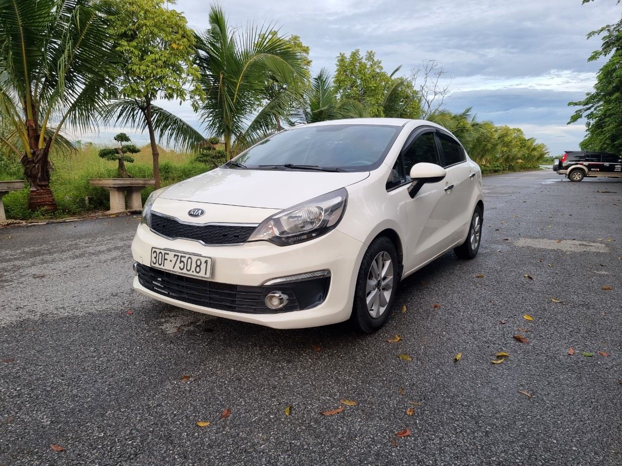 Kia Rio 2016 - Hàng đẹp cập bến, giá 3xxtr