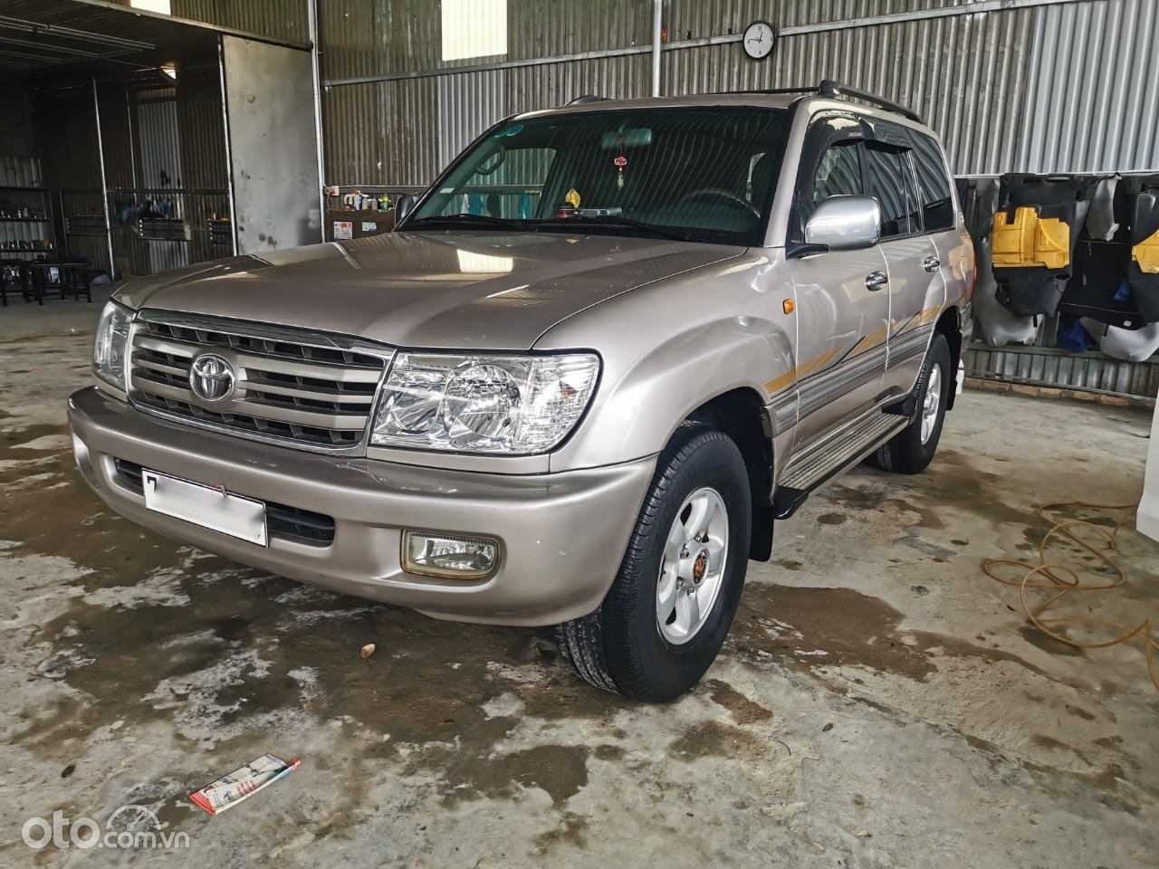 Toyota Land Cruiser 2001 - Cần bán xe 2 cầu, máy xăng