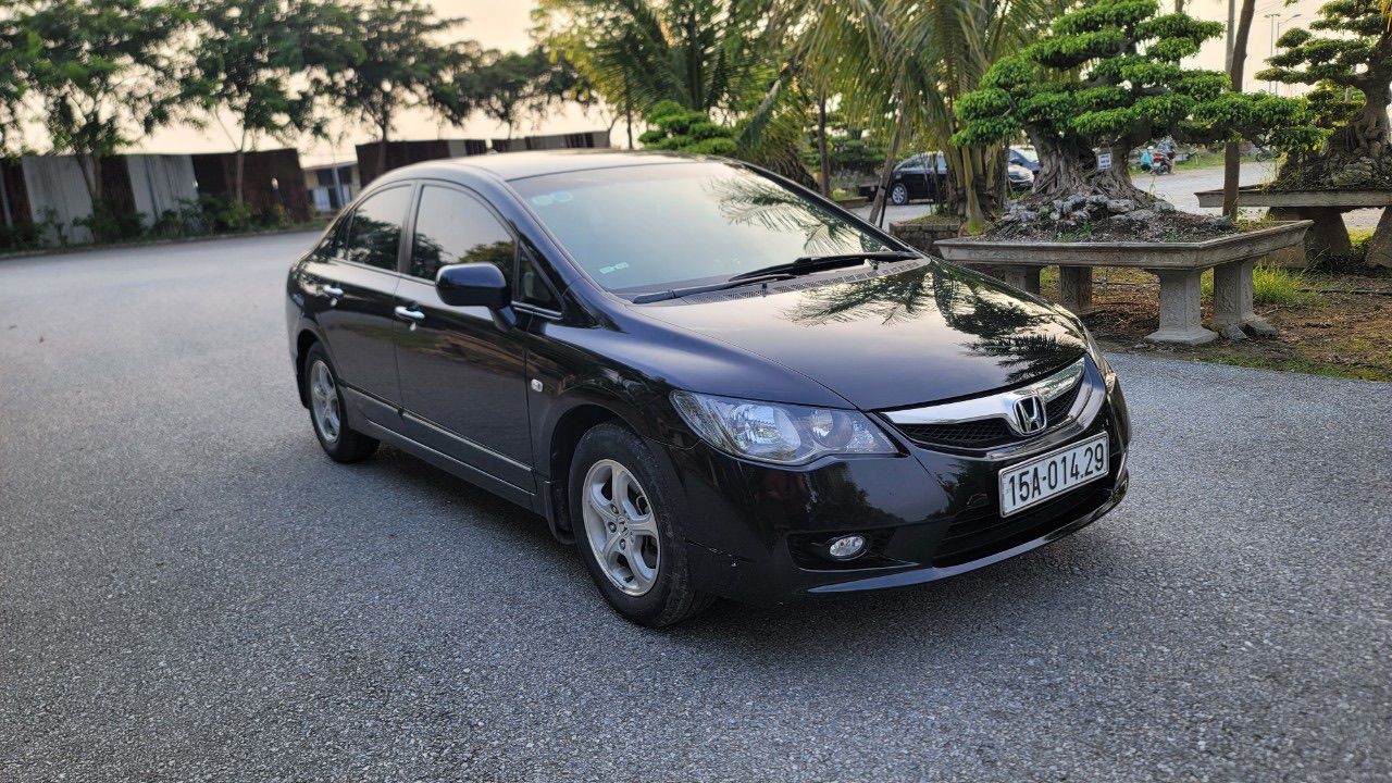 Honda Civic 2011 - Đẹp nhất Việt Nam, zin lót sàn