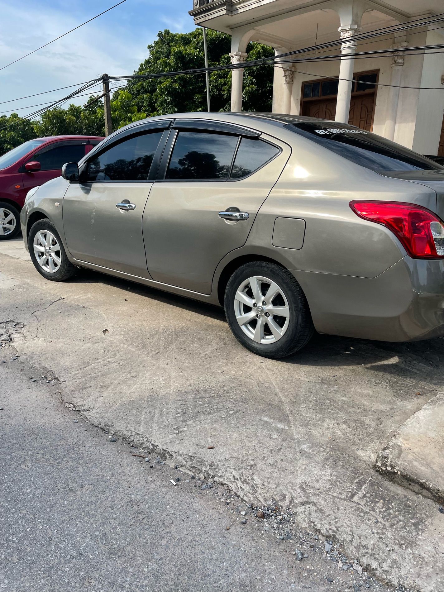 Nissan Sunny 2014 - Xe gia đình giá chỉ 279tr