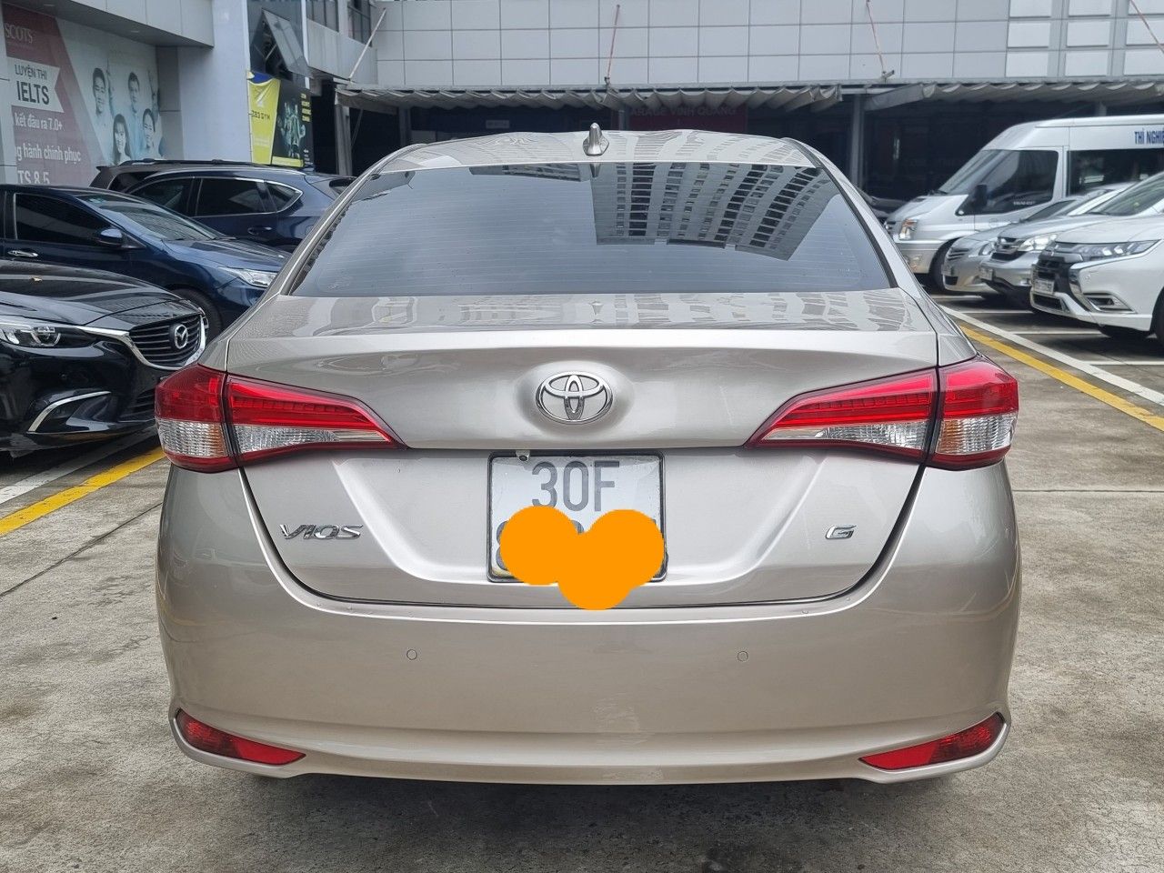 Toyota Vios 2019 - Màu vàng cát