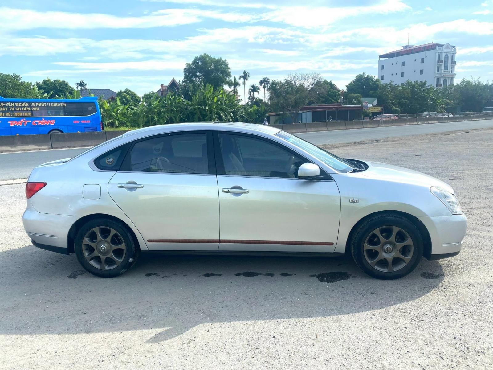 Nissan Bluebird 2007 - Giá 210 triệu