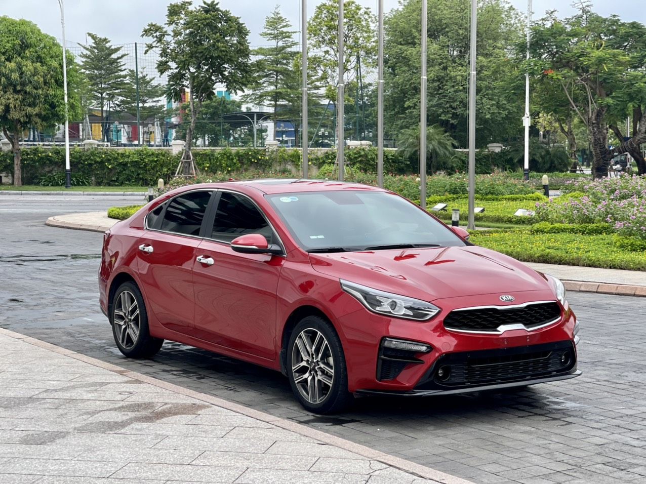 Kia Cerato 2018 - Bán xe màu đỏ