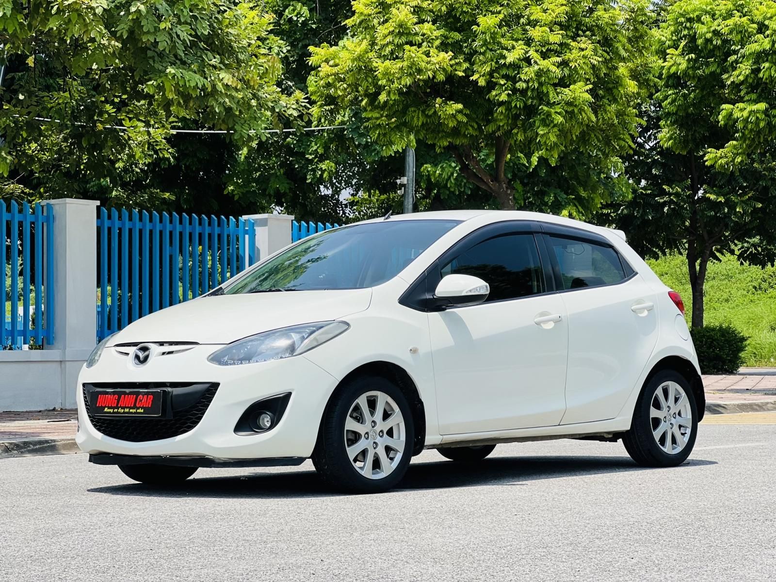 Mazda 2 2013 - Biển vip cần bán