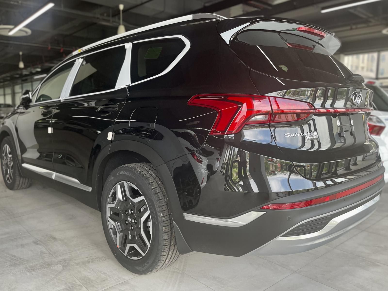 Hyundai Santa Fe 2022 - Hưng Yên|| Giao ngay trắng - đen tùy phiên bản - Ưu đãi gần 50 triệu - Tặng gói bảo hành và chăm xe 6 năm