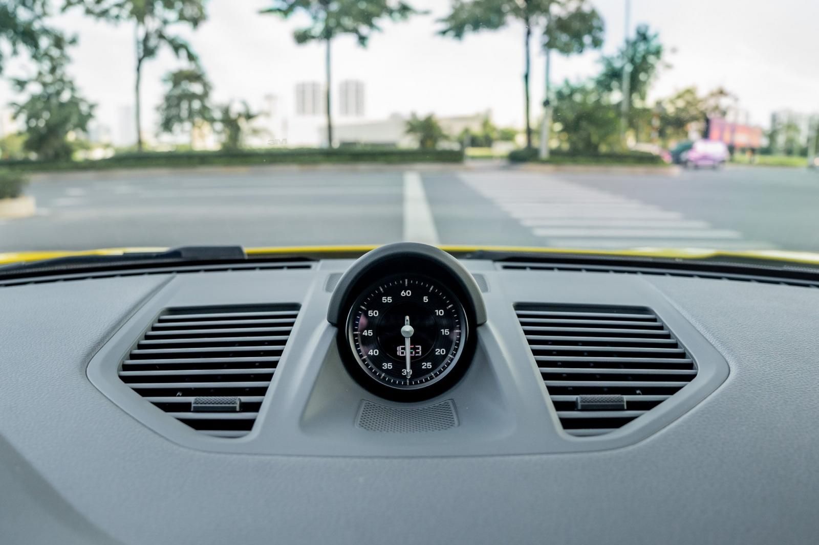 Porsche 911 2021 - Siêu lướt 3000km