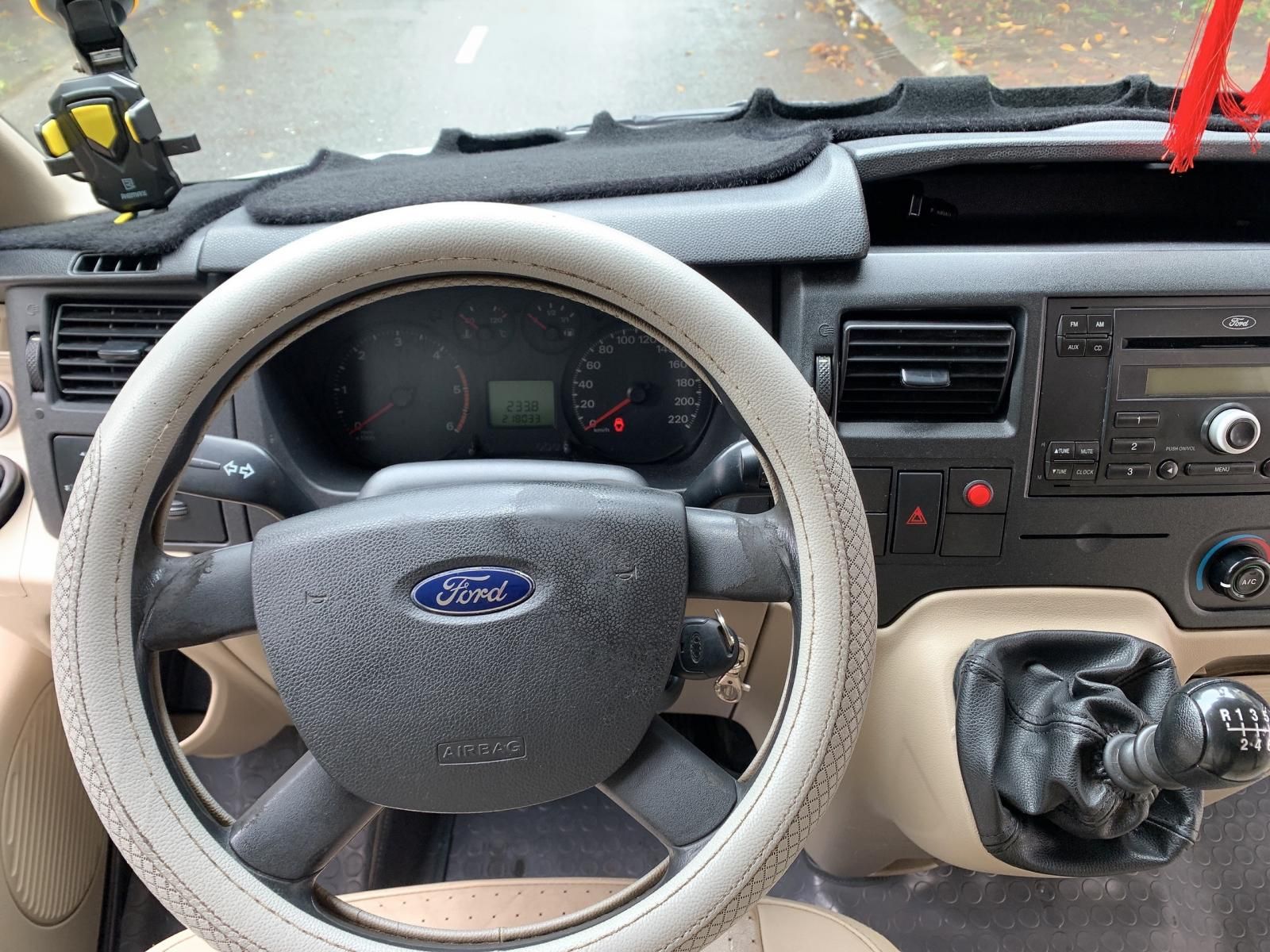 Ford Transit 2014 - Màu trắng chính chủ, giá 470tr