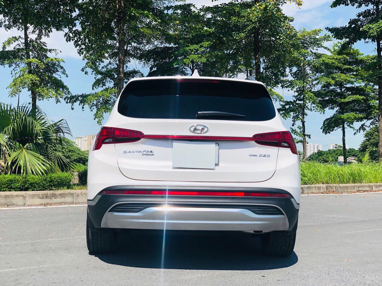 Hyundai Santa Fe 2021 - Màu trắng