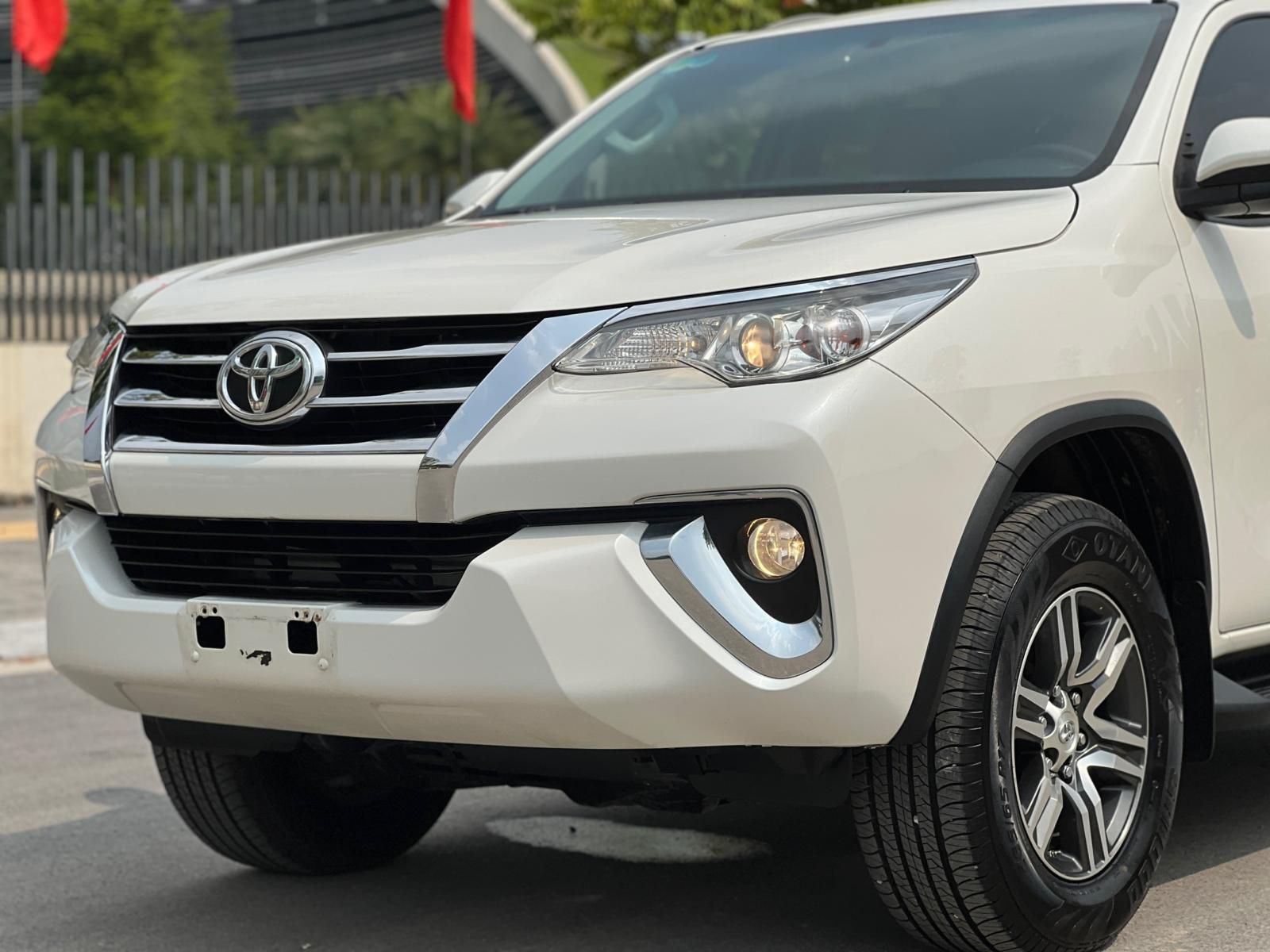 Toyota Fortuner 2017 - Cần bán xe đăng ký lần đầu 2017 chính chủ giá tốt 875tr