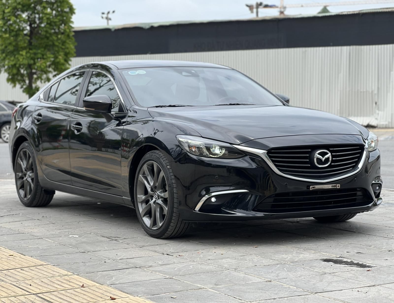 Mazda 6 2017 - Tặng kèm gói test + bảo dưỡng xe 1 năm