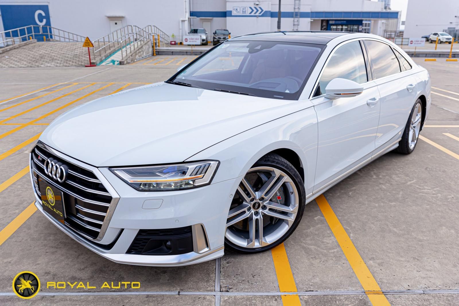 Audi S8 2020 - Mới 95% - Duy nhất trên thị trường xe lướt - Giao toàn quốc