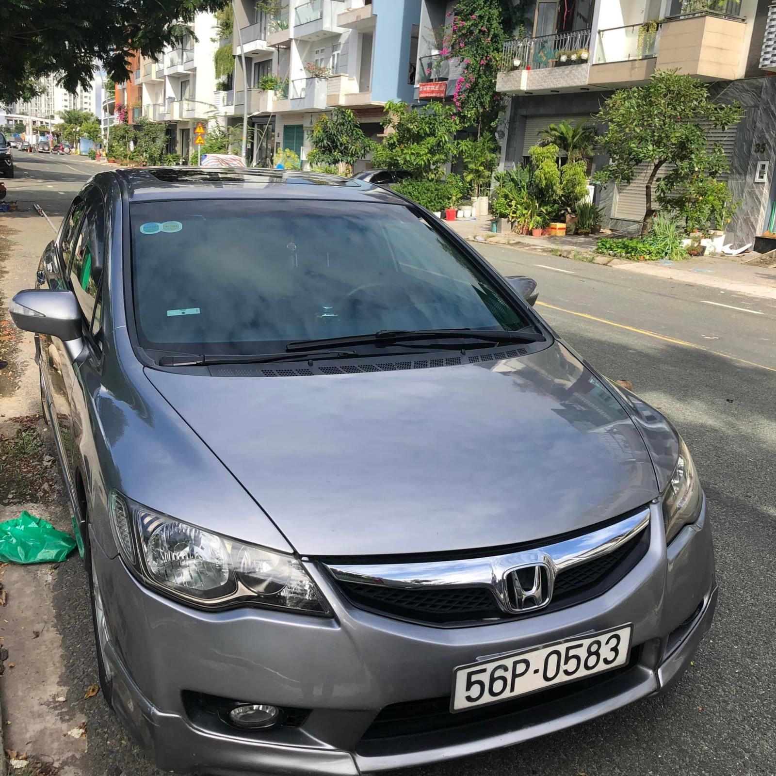 Honda Civic 2010 - Xe màu xám