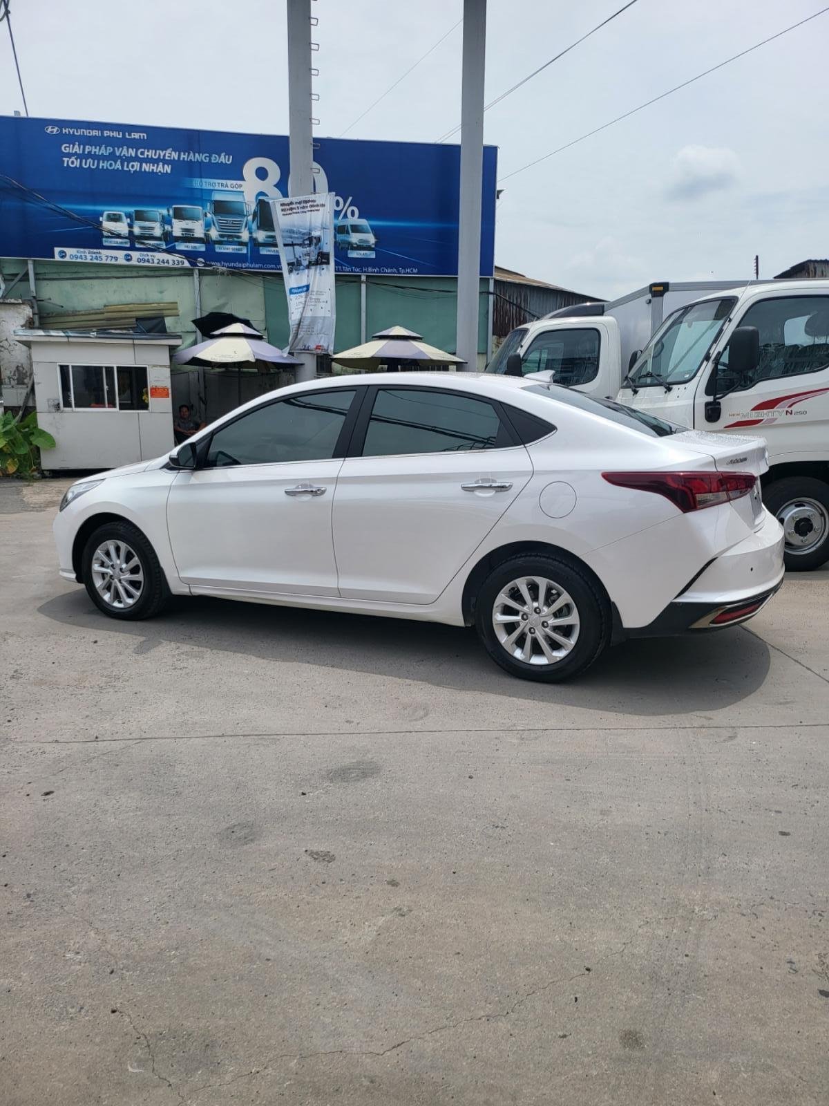 Hyundai Accent 2021 - Số sàn bản full, giá chỉ 468tr, màu trắng