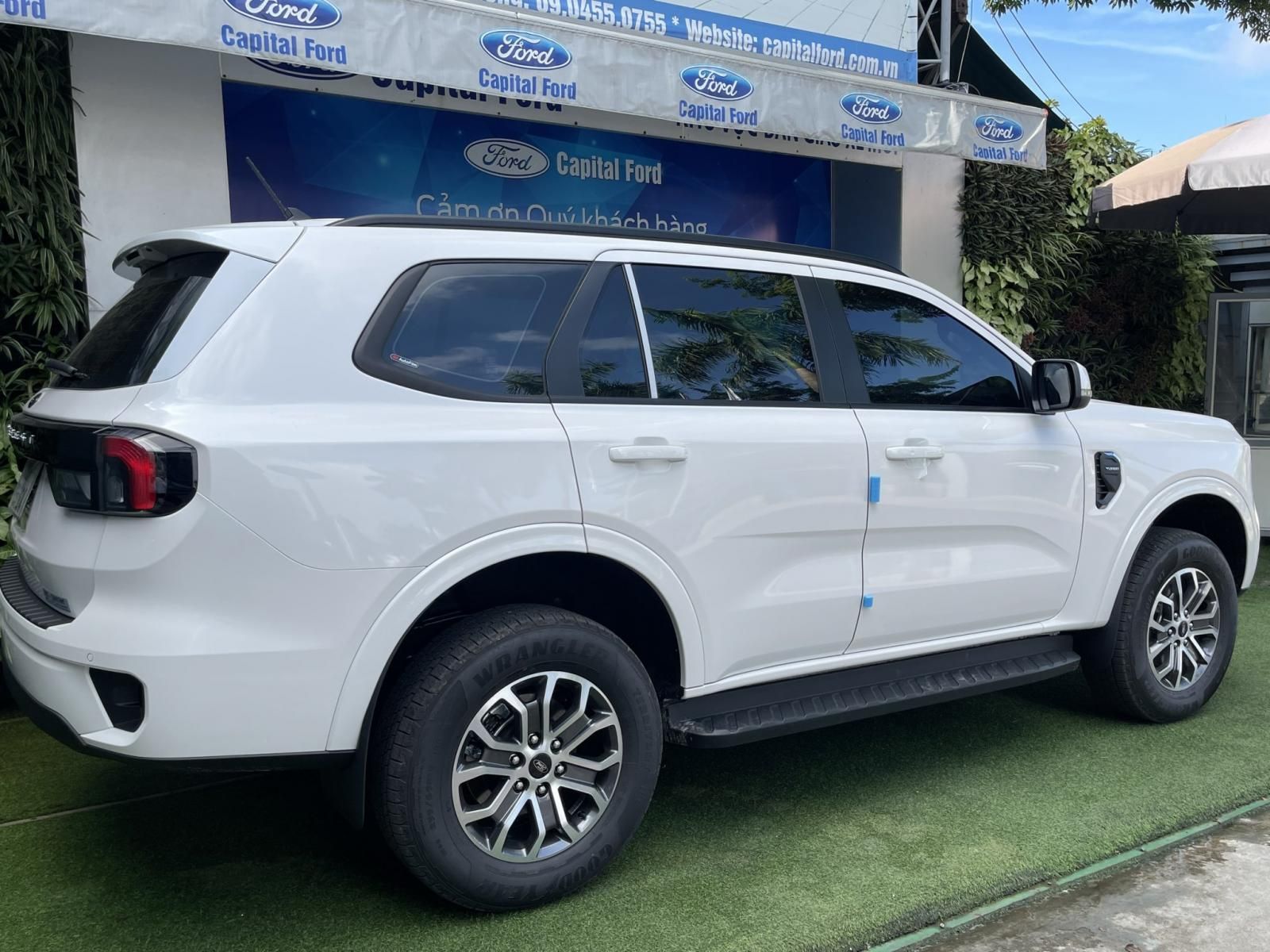 Ford Everest 2022 - Phân khúc vừa túi tiền với tất cả khách hàng