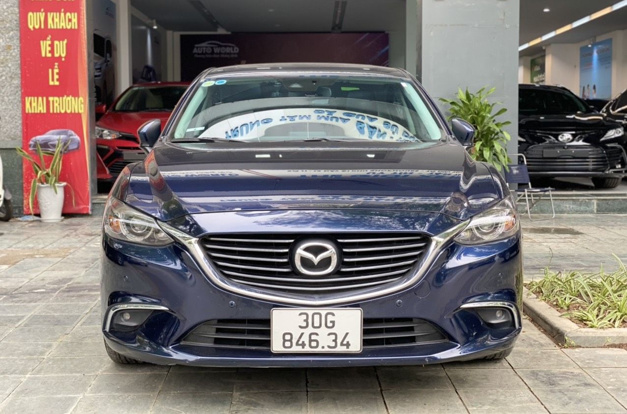 Mazda 6 2021 - Màu xanh lam, giá 789tr