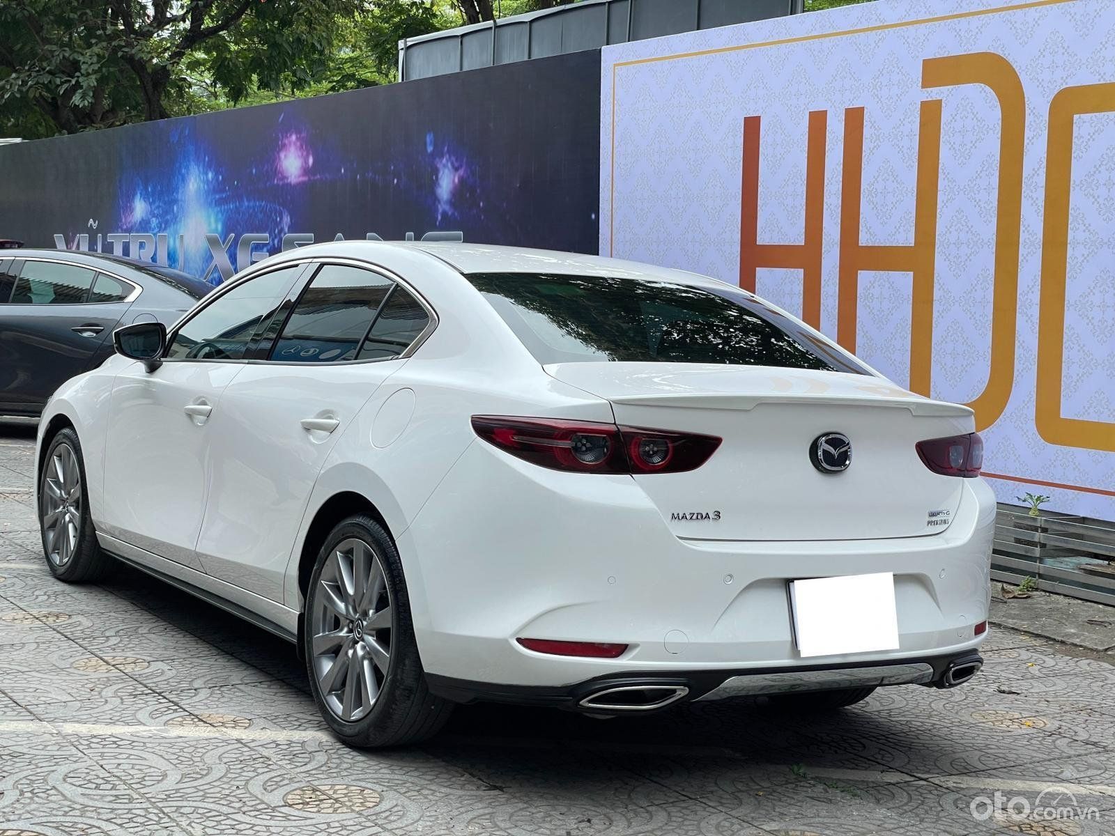 Mazda 3 2020 - Xe màu trắng