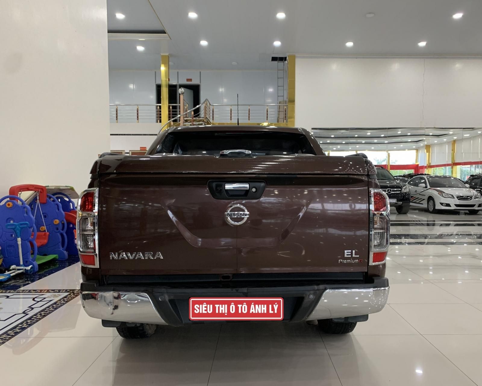 Nissan Navara 2018 - Xe bán tải cực chất, số tự động nhập khẩu Thái Lan