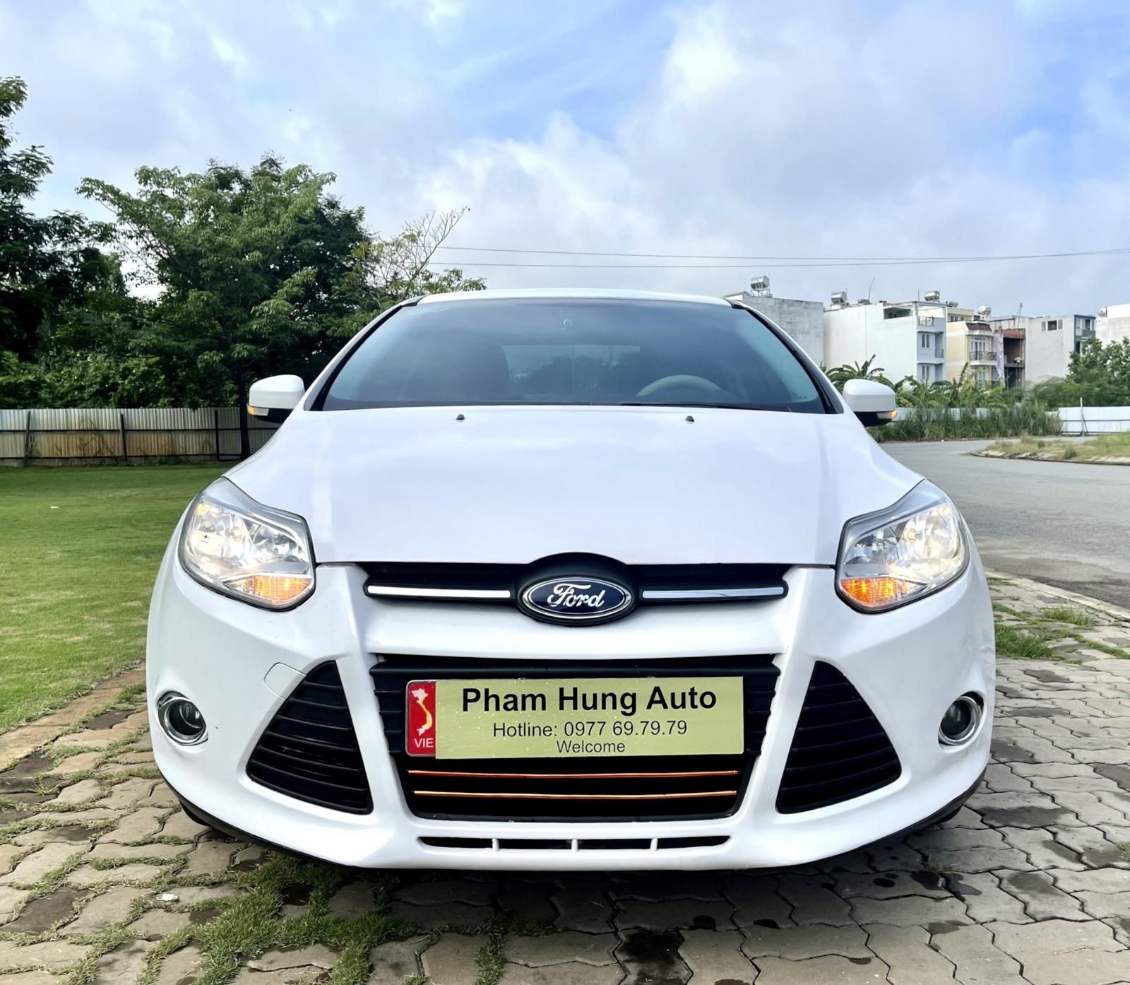 Ford Focus 2014 - Số tự động