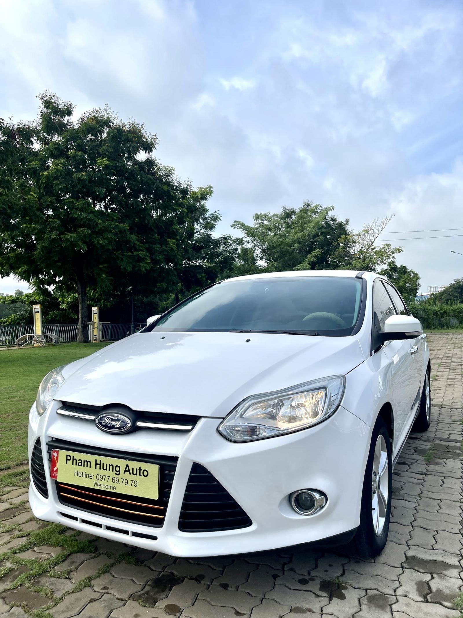 Ford Focus 2014 - Số tự động