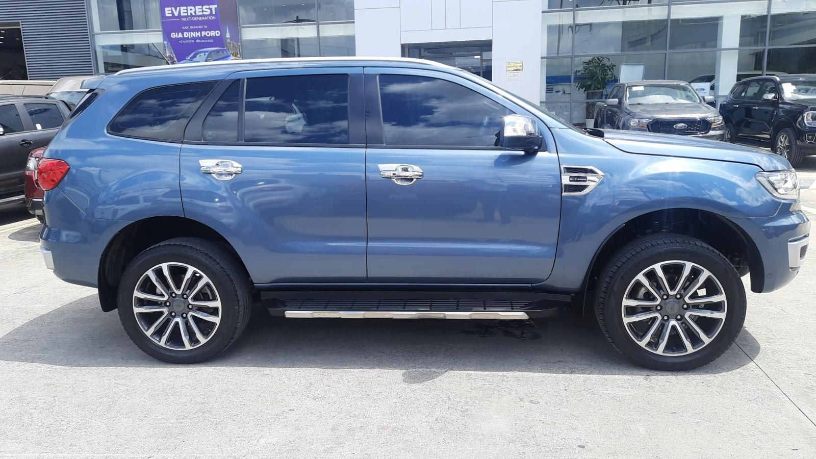 Ford Everest 2019 - Xe còn rất mới