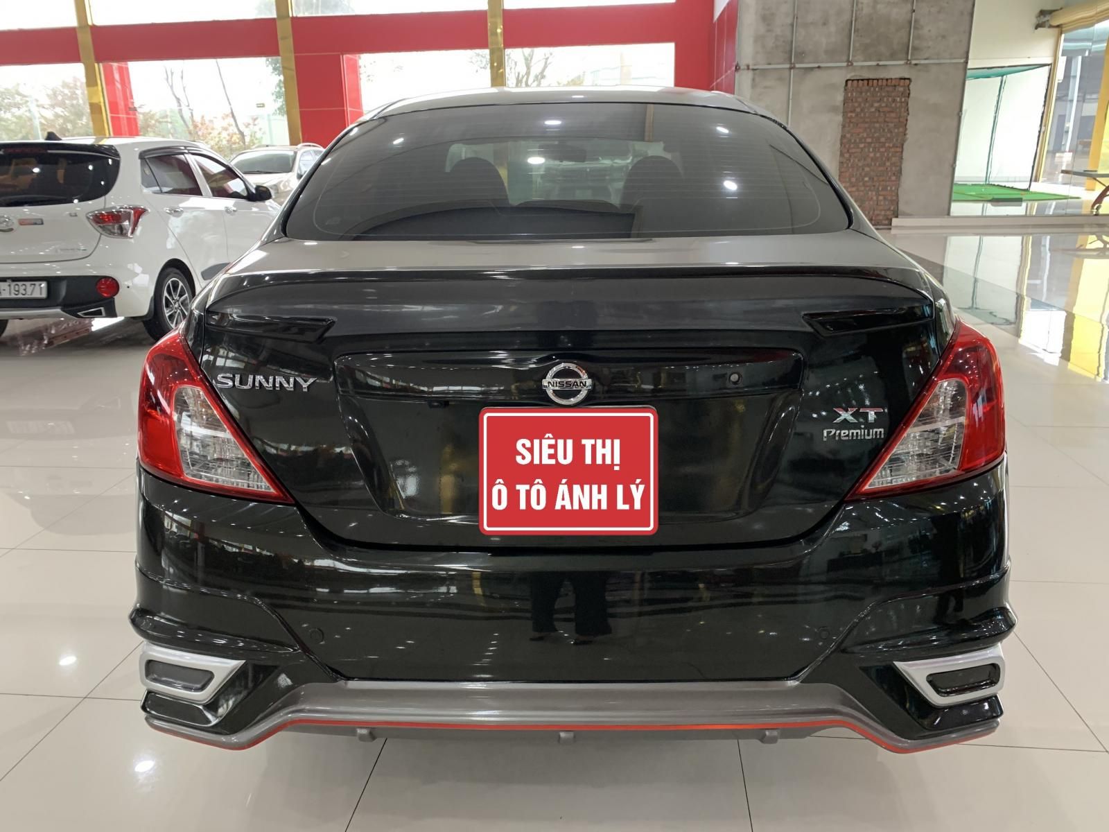 Nissan Sunny 2019 - Màu đen