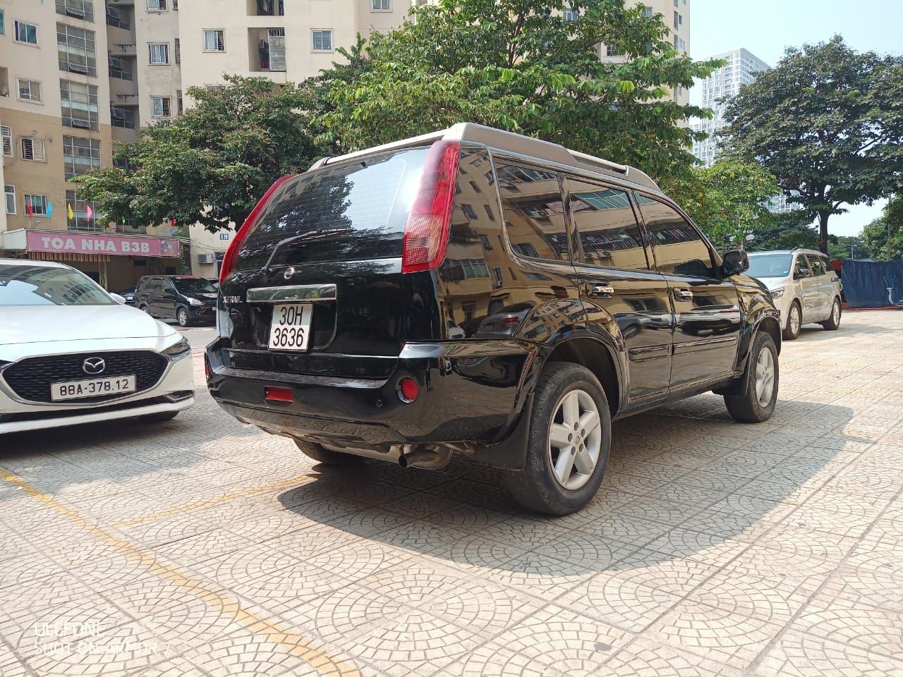 Nissan X trail 2007 - Màu đen, xe nhập