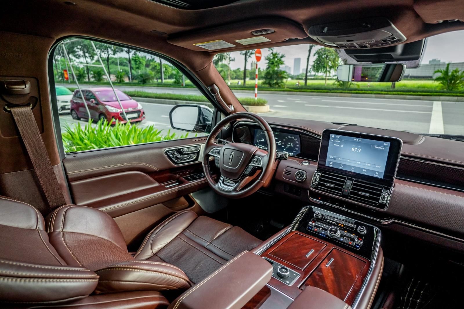 Lincoln Navigator 2019 - Lướt 1v6 km