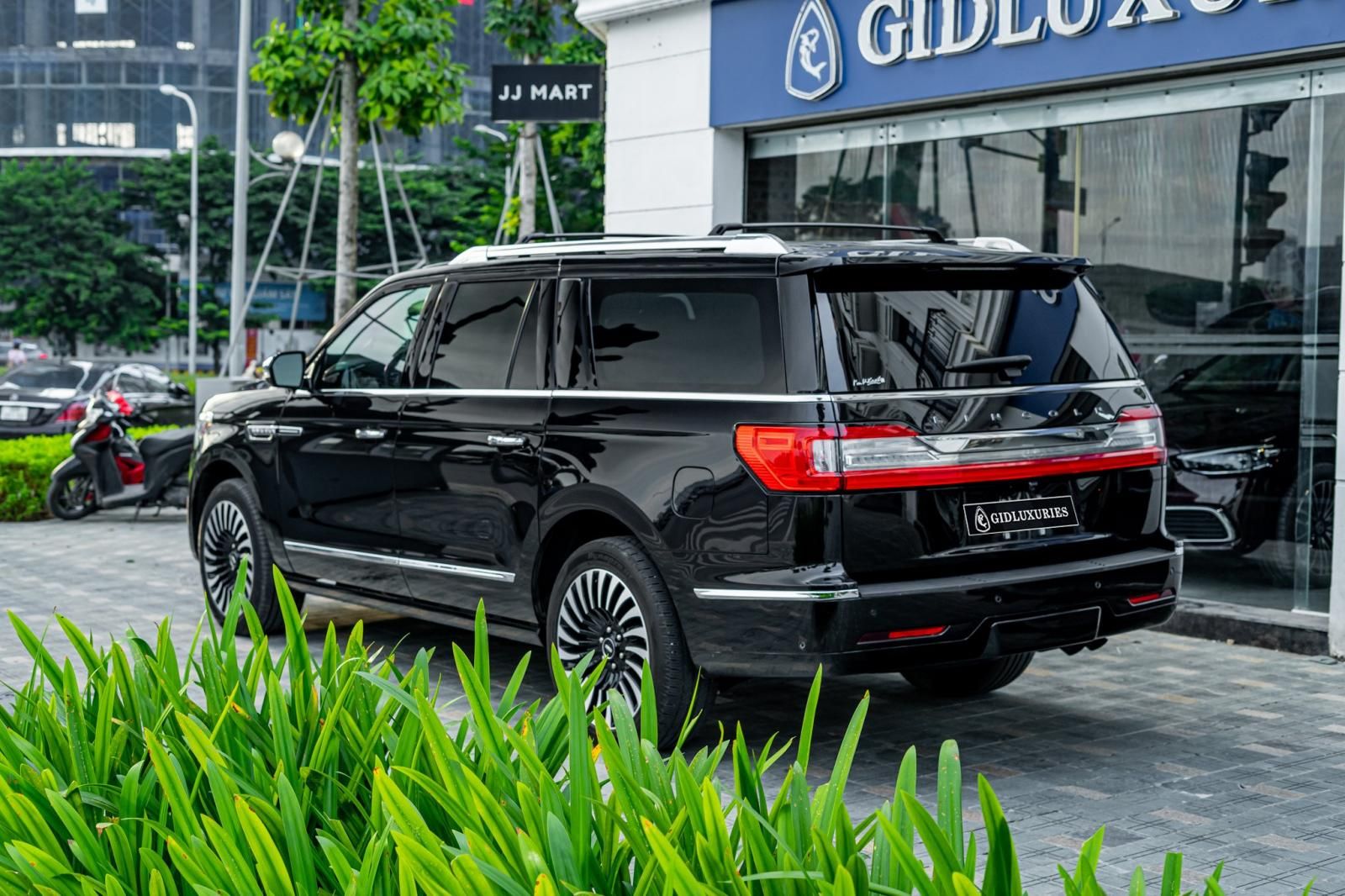 Lincoln Navigator 2019 - Lướt 1v6 km