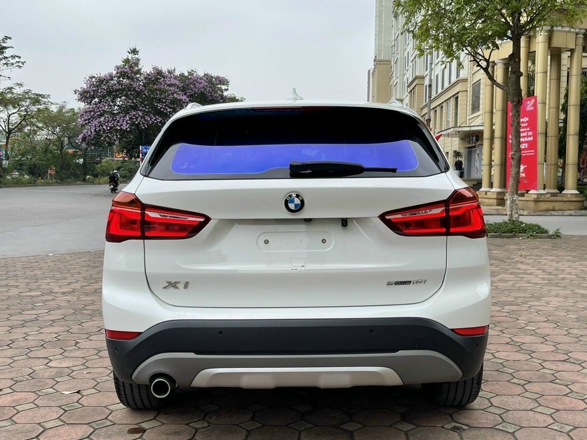 BMW X1 2018 - Model 2019, mới zin - Siêu nhiều đồ chơi