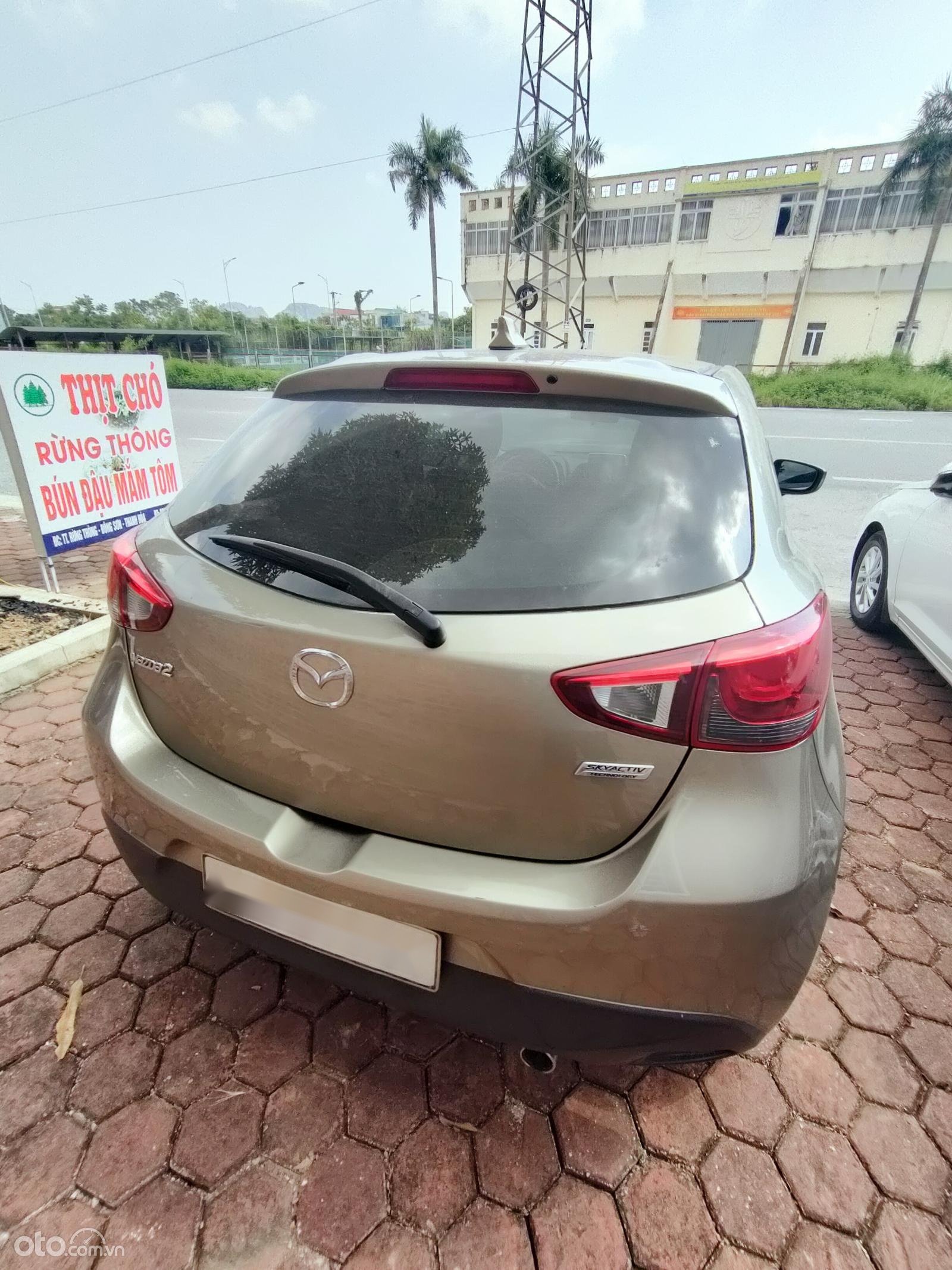 Mazda 2 2018 - Cần bán gấp xe giá cạnh tranh