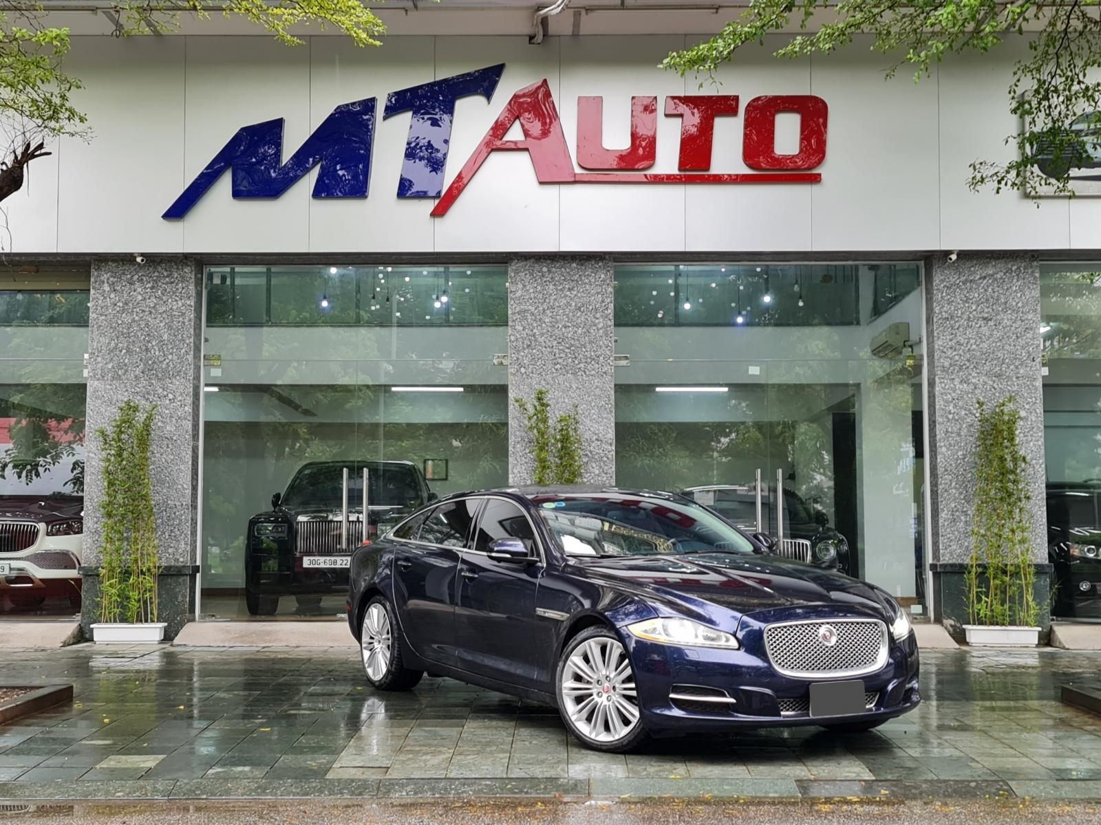 Jaguar XJL 2015 - Giá 2 tỷ 600tr