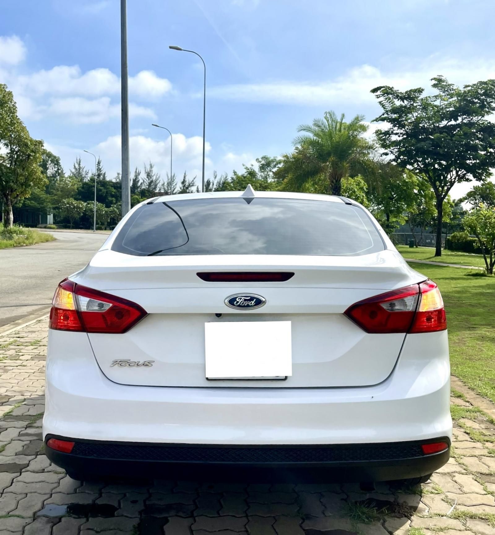 Ford Focus 2014 - Số tự động