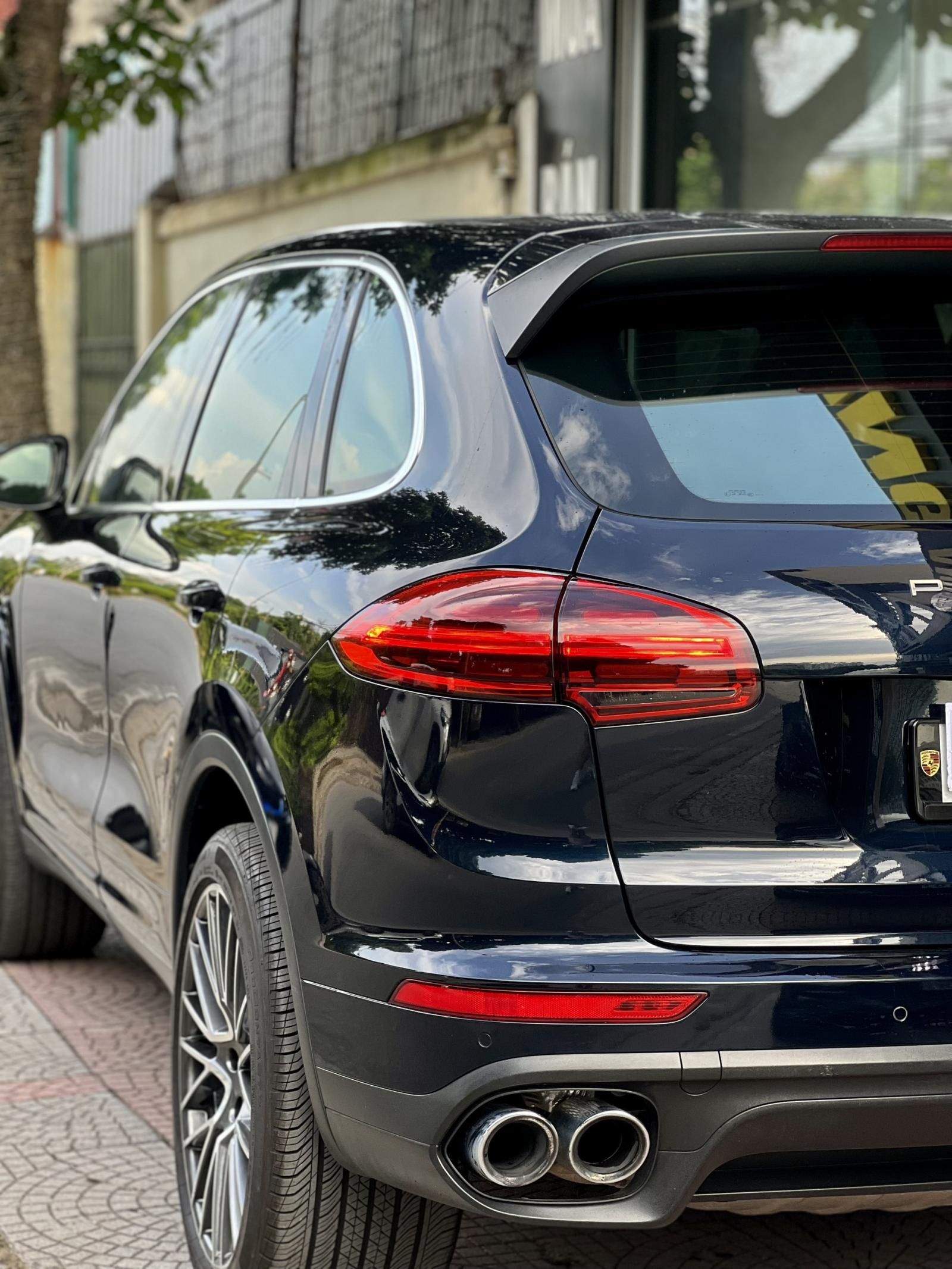 Porsche Cayenne 2016 - Full kịch gói options - Nội thất kem hai màu cực đẹp