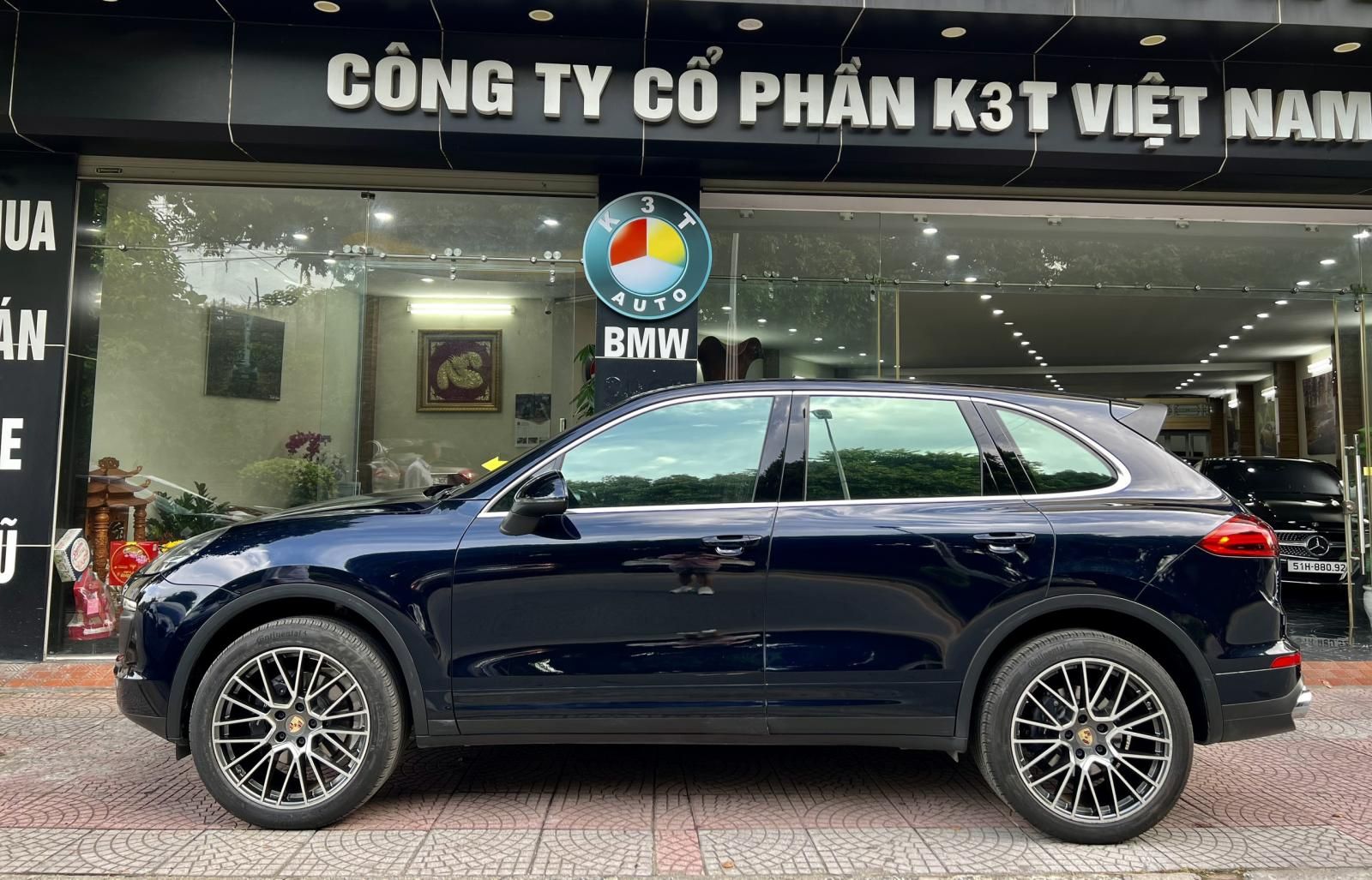 Porsche Cayenne 2016 - Full kịch gói options - Nội thất kem hai màu cực đẹp