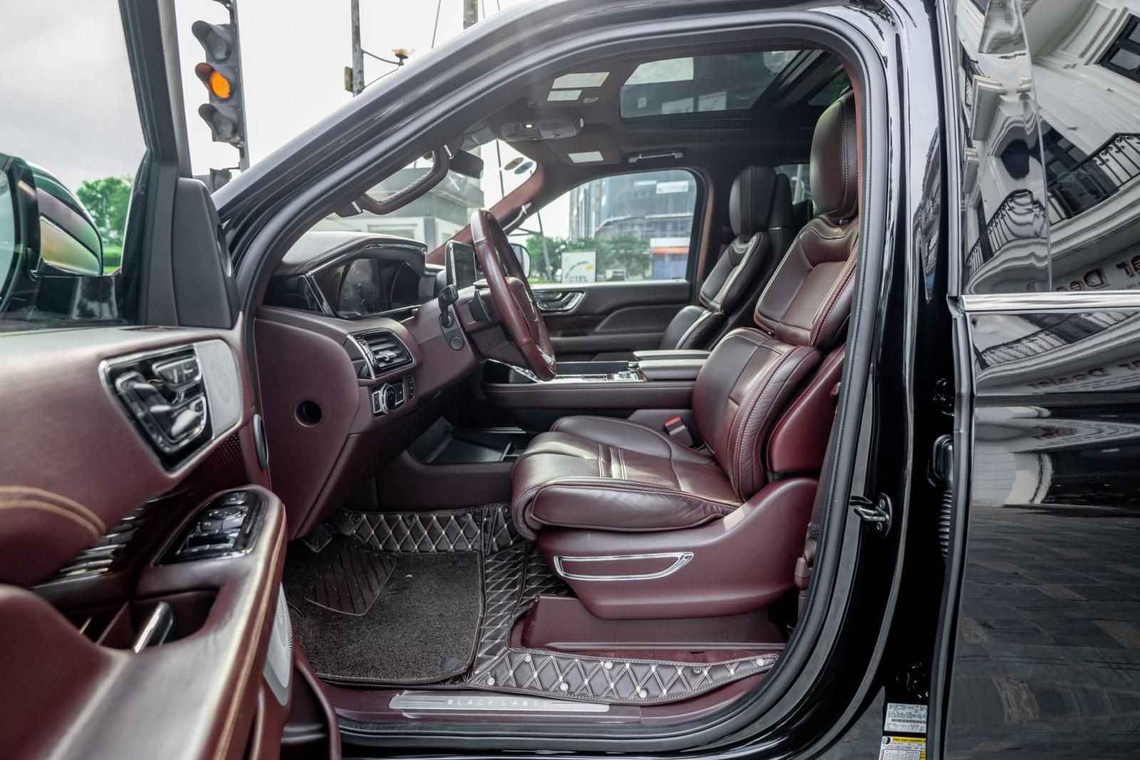 Lincoln Navigator 2019 - Lướt 1v6 km