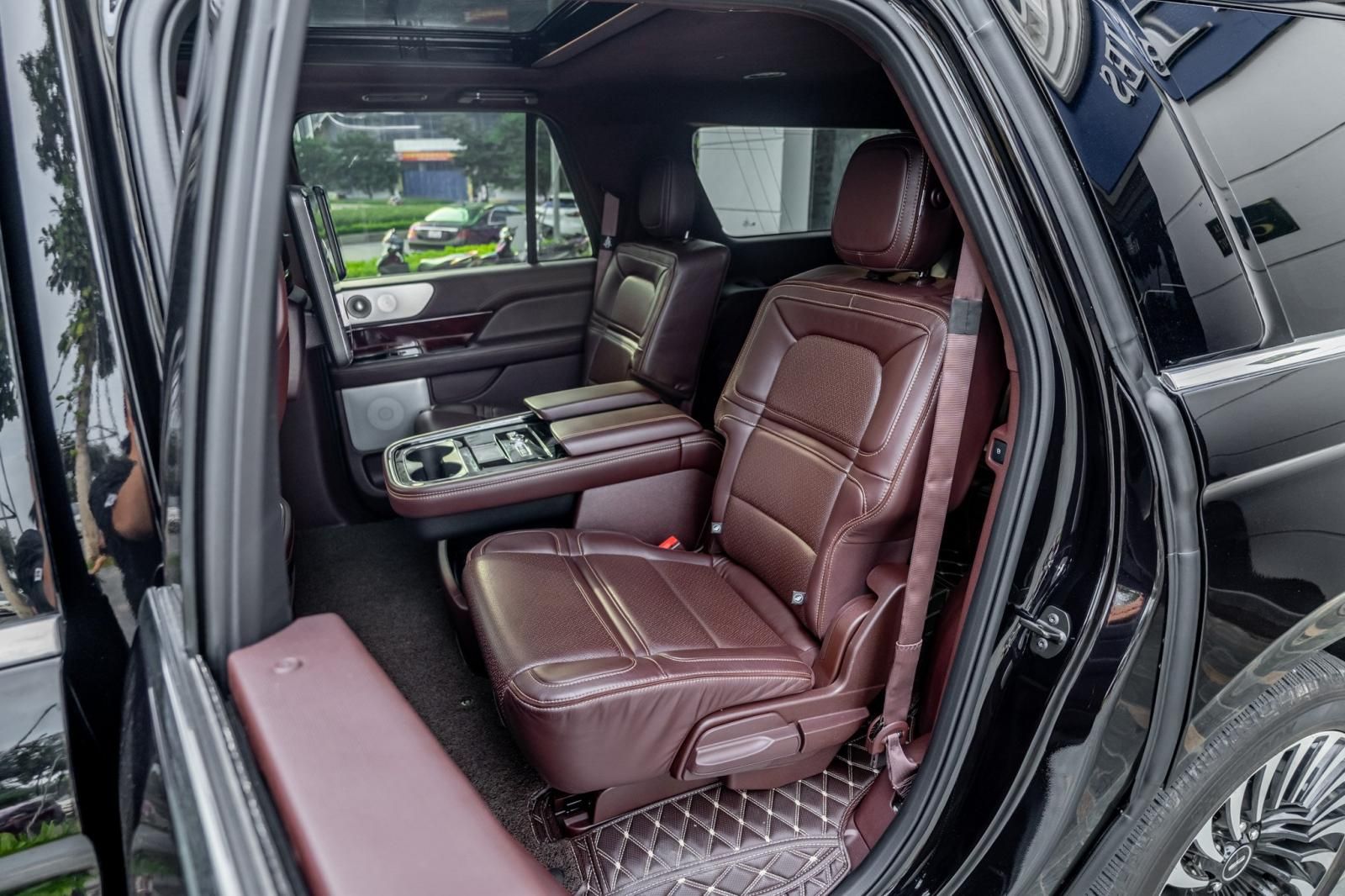 Lincoln Navigator 2019 - Lướt 1v6 km