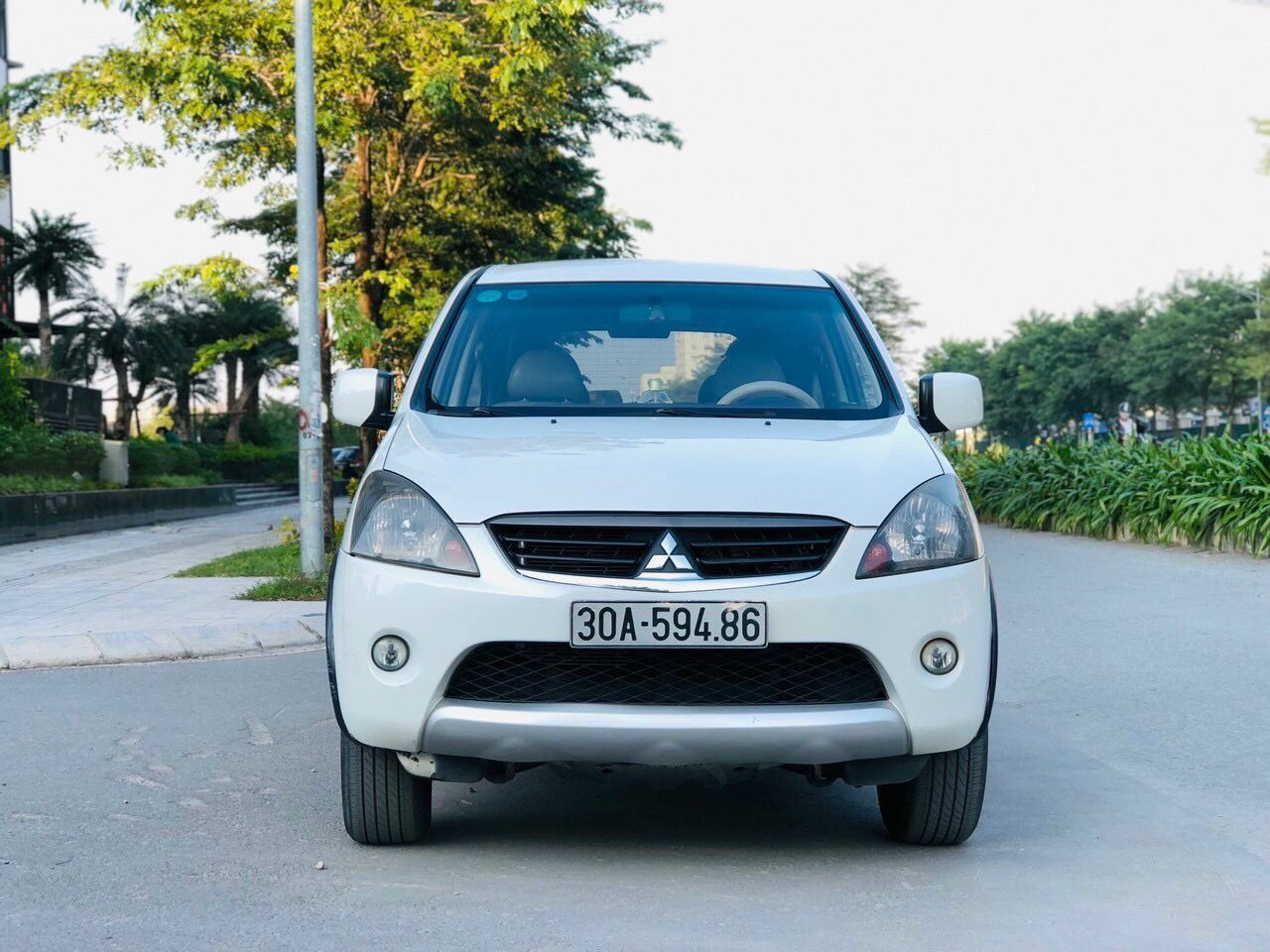 Mitsubishi Zinger 2011 - Bản cao cấp, còn rất đẹp