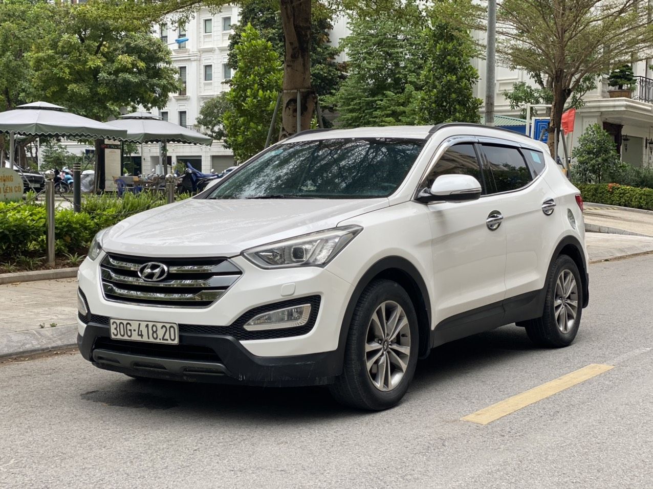 Hyundai Santa Fe 2015 - Đăng ký 2015 còn mới, giá chỉ 745tr