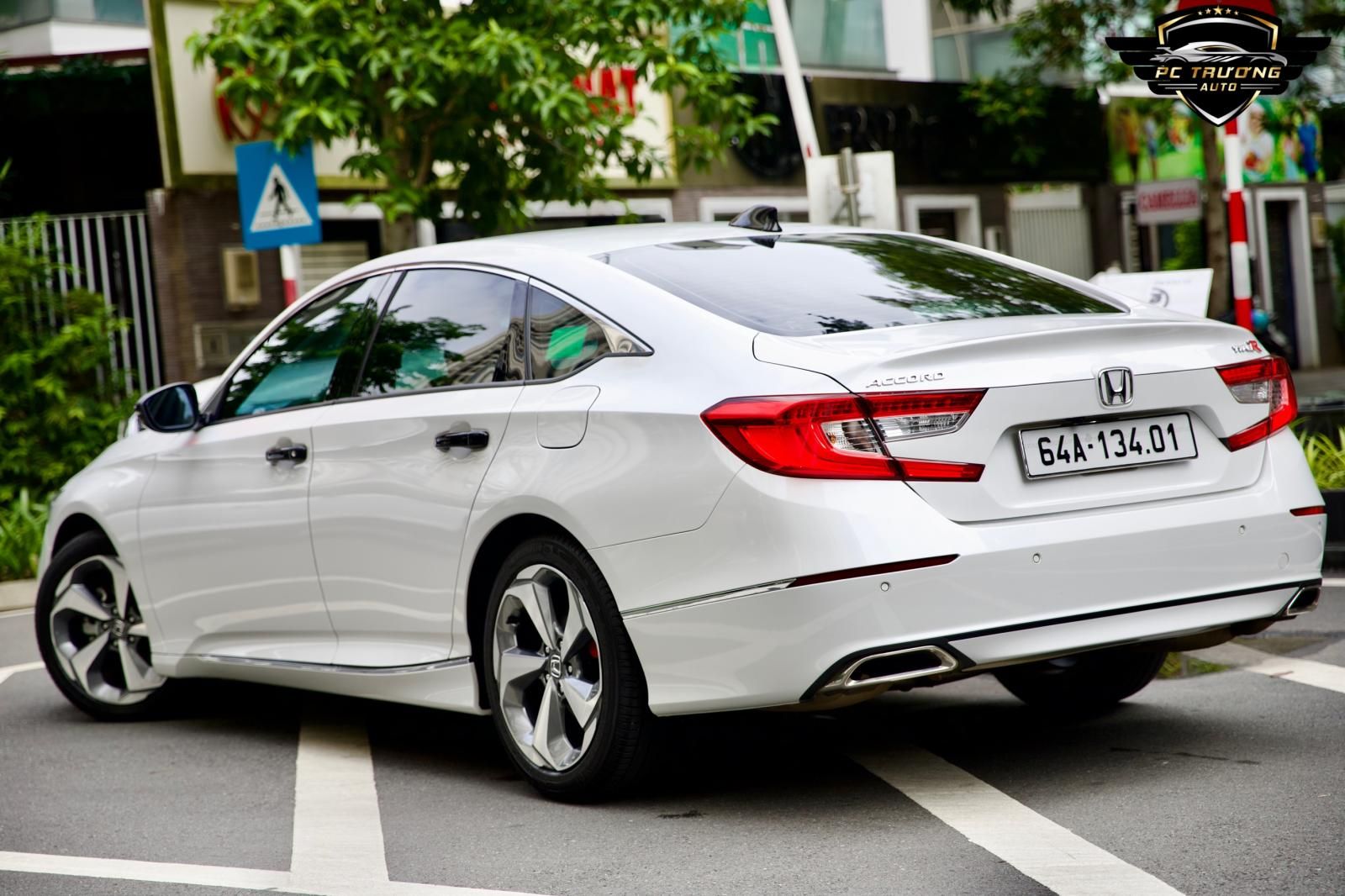 Honda Accord 2022 - Sensing 2022, odo chỉ 15.000km, biển SG cực mới