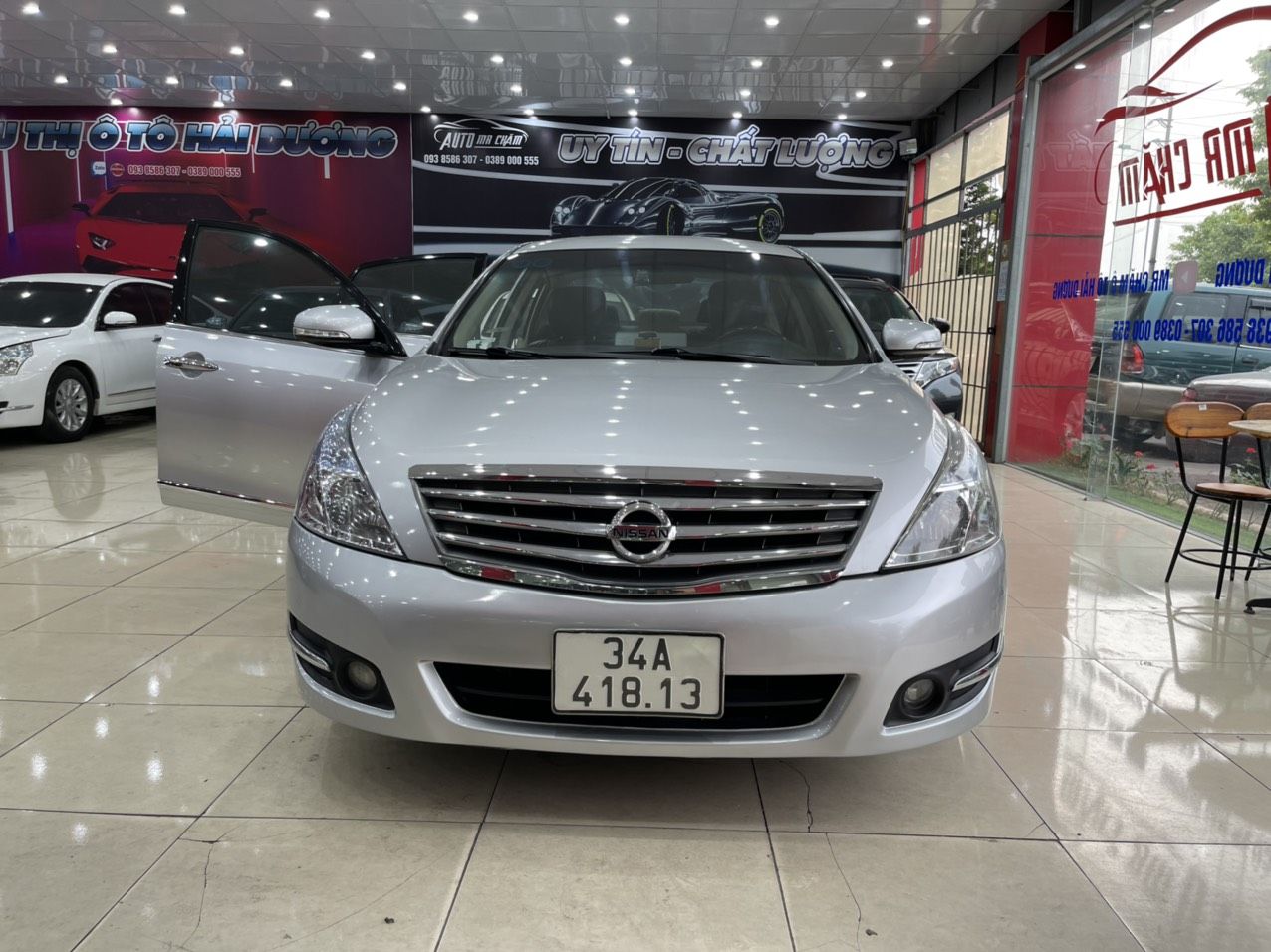 Nissan Teana 2009 - Màu bạc, xe nhập, 320 triệu