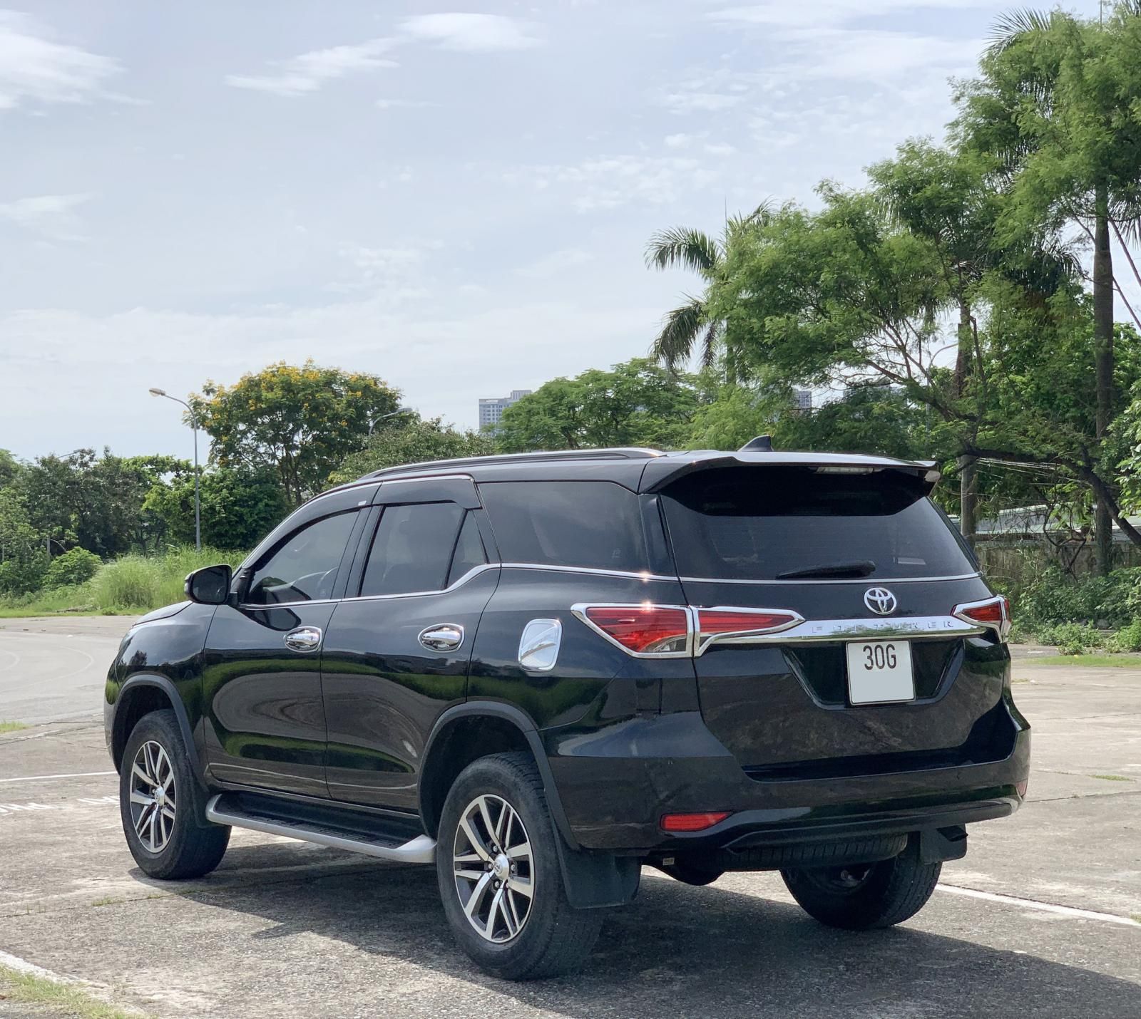 Toyota Fortuner 2019 - Máy dầu, hai cầu