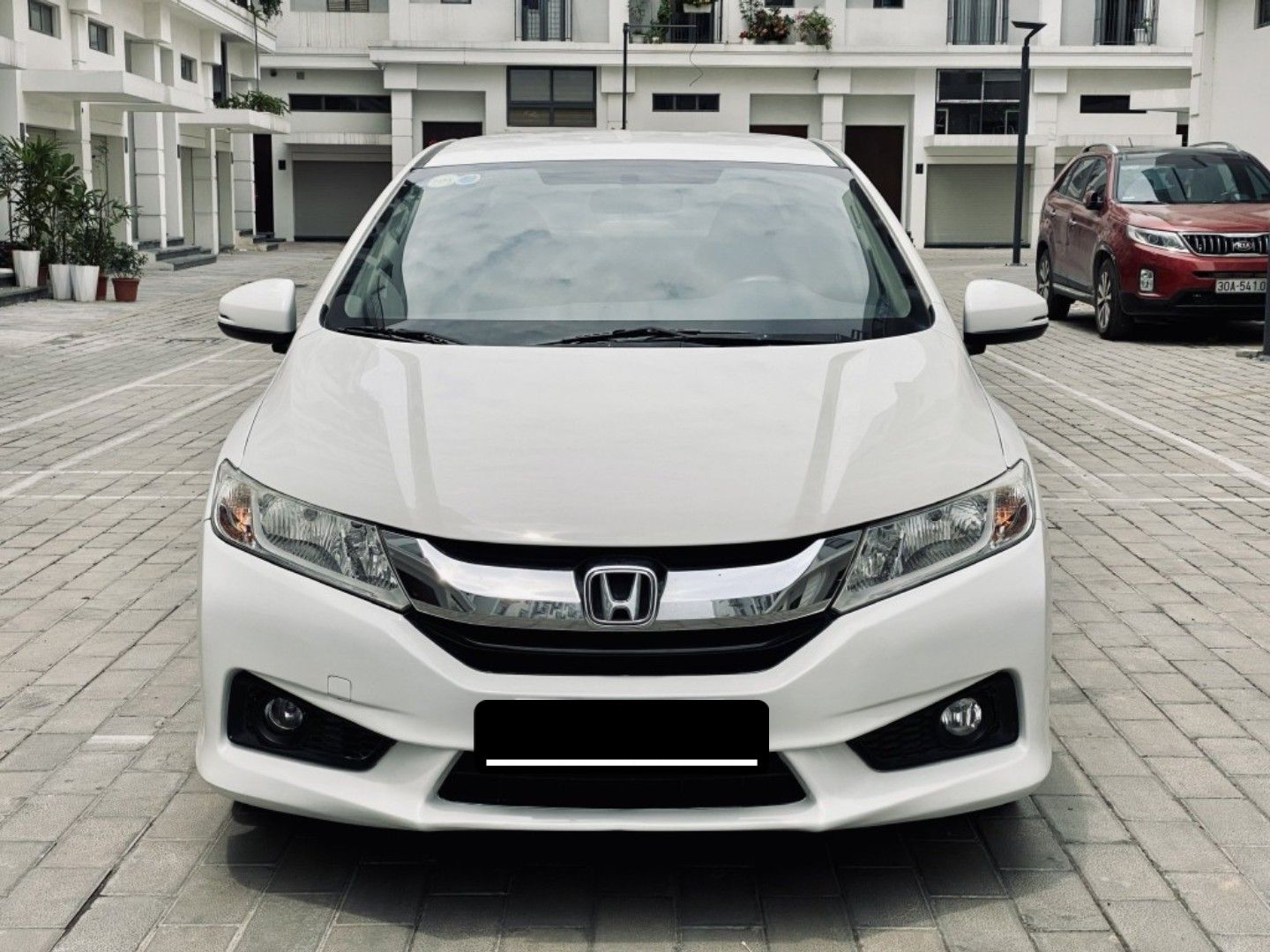 Honda City 2017 - Màu trắng, giá cực tốt