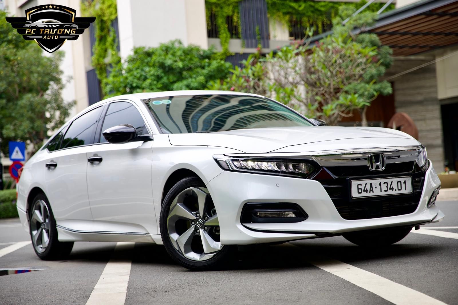 Honda Accord 2022 - Sensing 2022, odo chỉ 15.000km, biển SG cực mới