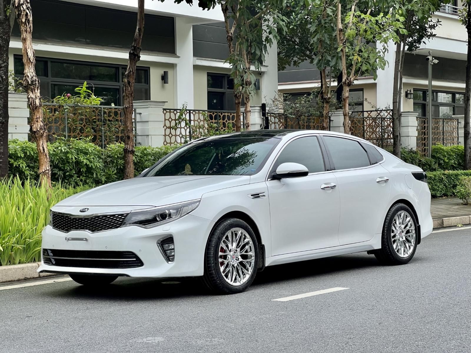 Kia Optima 2016 - Đăng ký lần đầu 2016 ít sử dụng giá tốt 640tr