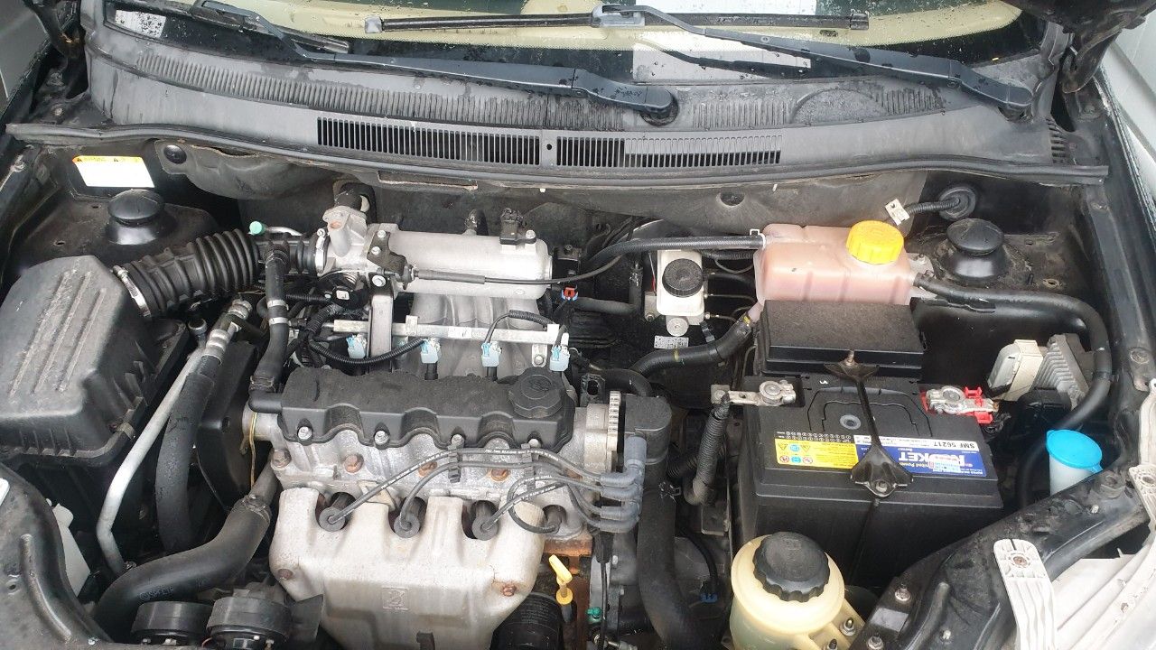 Chevrolet Aveo 2015 - Màu đen, giá 199tr